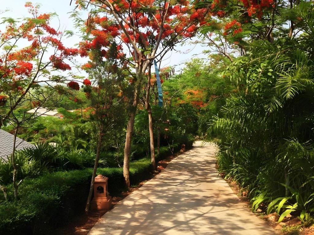 Thaton Hill Resort Mae Ai Exterior foto
