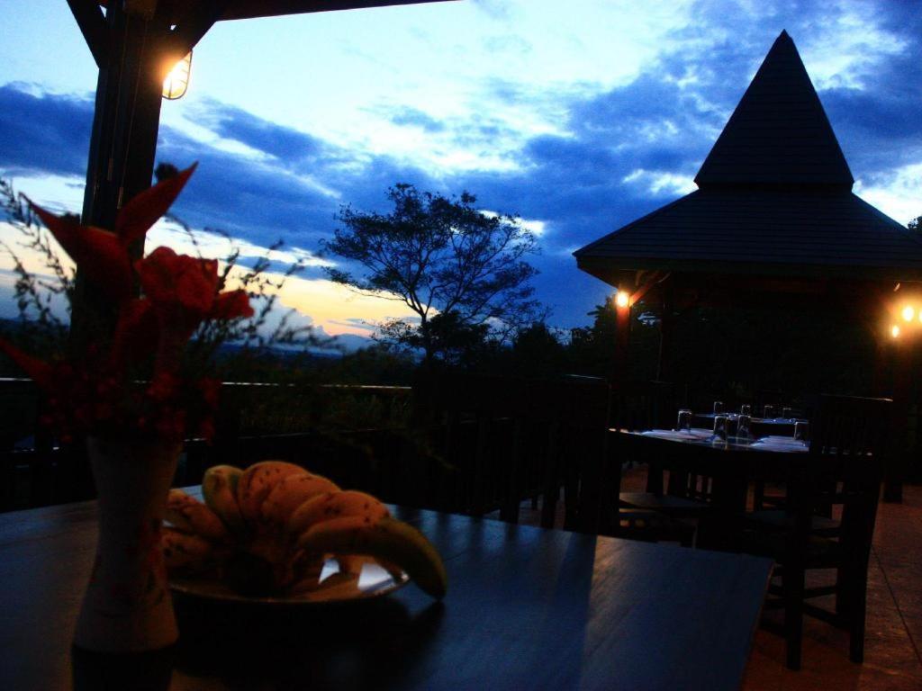 Thaton Hill Resort Mae Ai Exterior foto